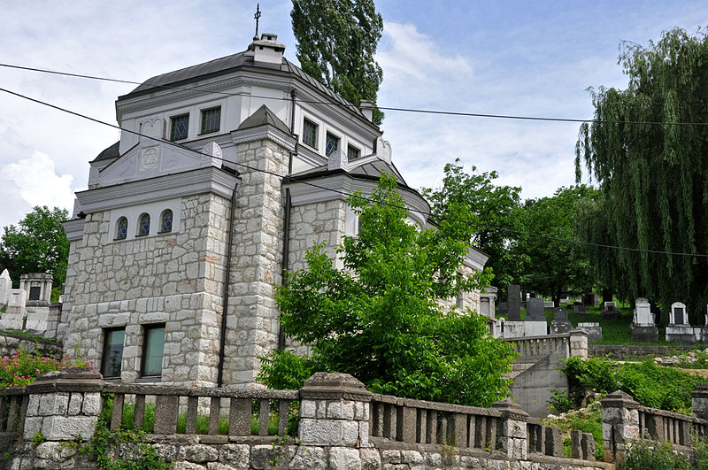 Synagogue dans le cimetière